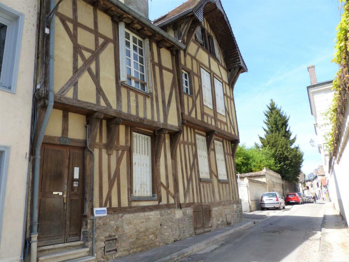 L'Oiseau De La Cathedrale - Calme - Jardin - Wifi Apartman Troyes Kültér fotó